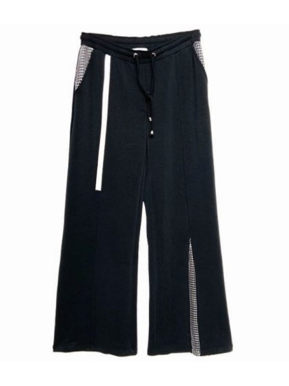 b6748543 e456 4276 95f0 fea8ca848ad5