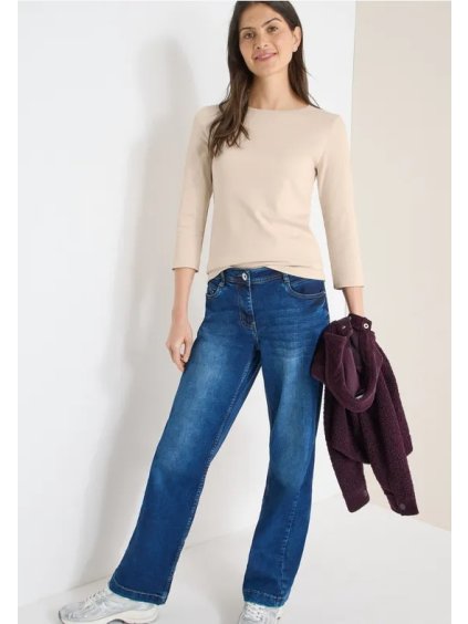 3bf6cd57 ffae 4300 8857 35b9a3b260db