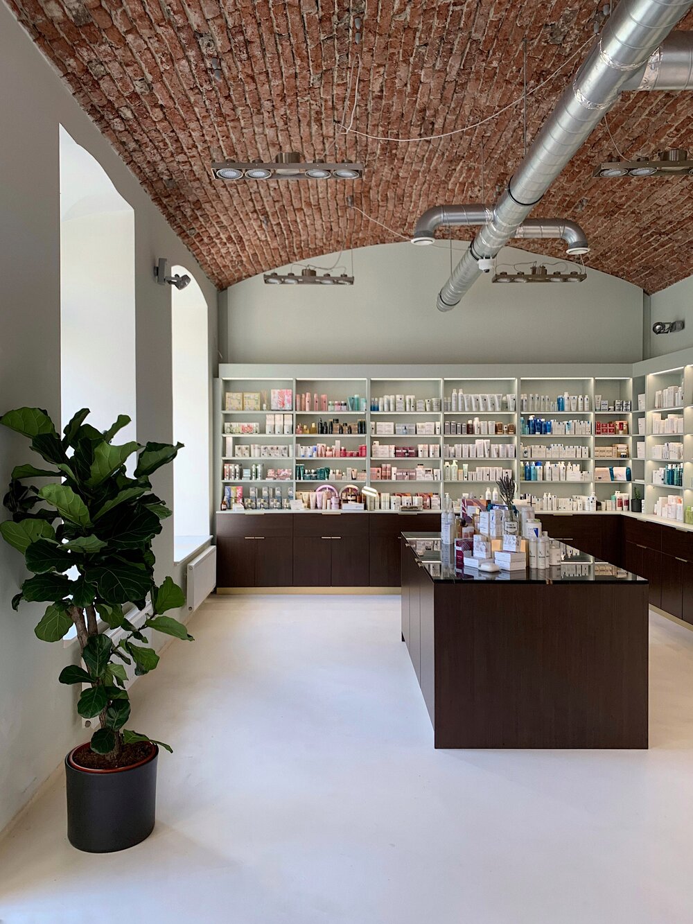 La Pharmacie Francaise_prodejna