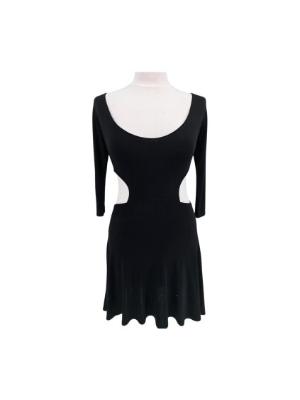 pružné šaty BOOHOO