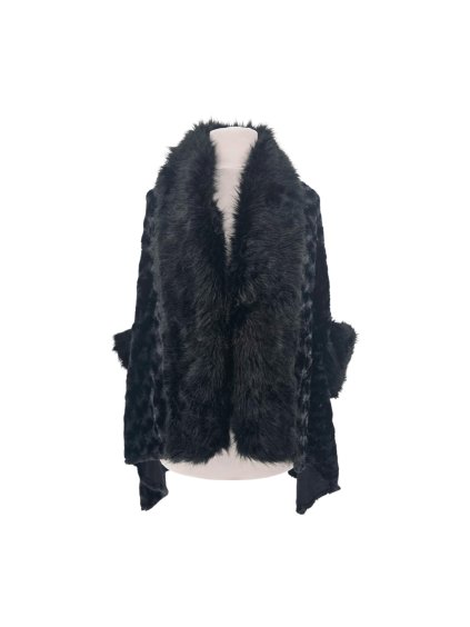 černá pelerína   R & J