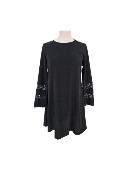 černé šaty s krajkou na rukávech ATMOSPHERE