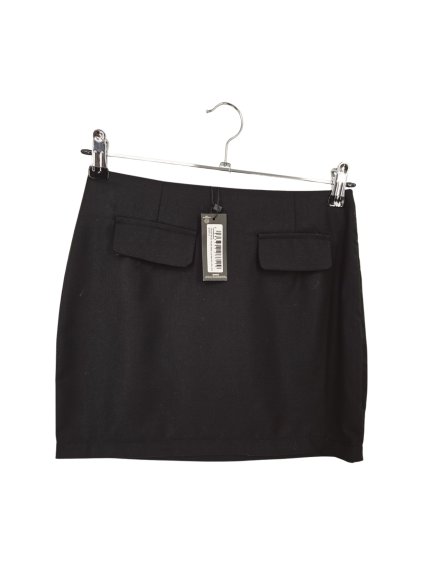 černá mini sukně  PRETTY LITTLE THING