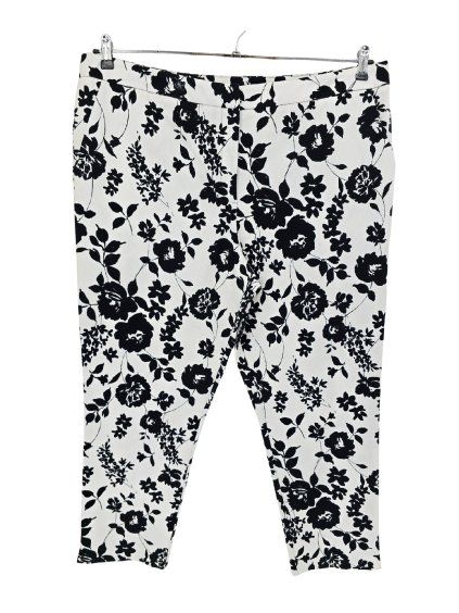 černobílé kalhoty s květy  TU