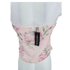 lehký crop top  PRETTY LITTLE THING