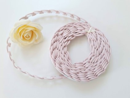 Poutka ke korzetu - pudrové