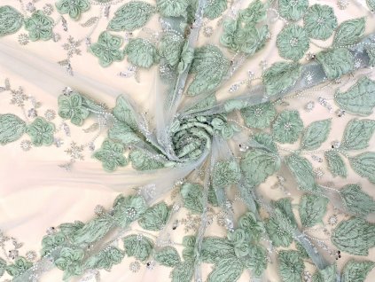 3D vyšívaná krajka – zelenkavé květy a listy s bohatým zdobením