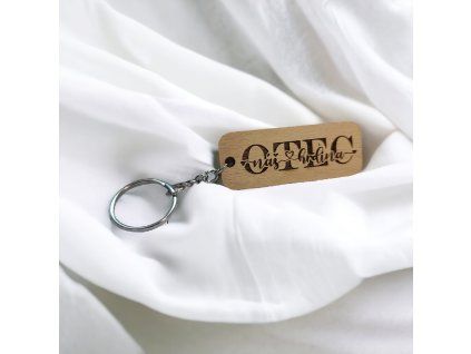 Drevená kľúčenka OTEC – náš hrdina