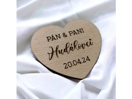 Svadobná magnetky drevená pre hostí