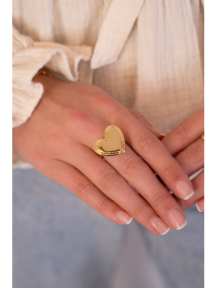 product images statement ring with large heart
