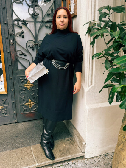 Facetune 10 09 2025 13 30 04