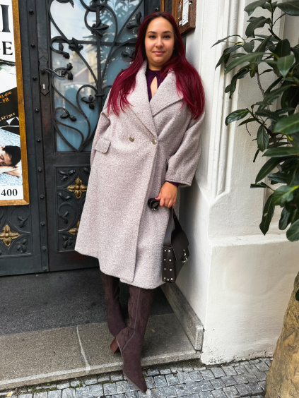 Facetune 05 10 2025 22 23 34