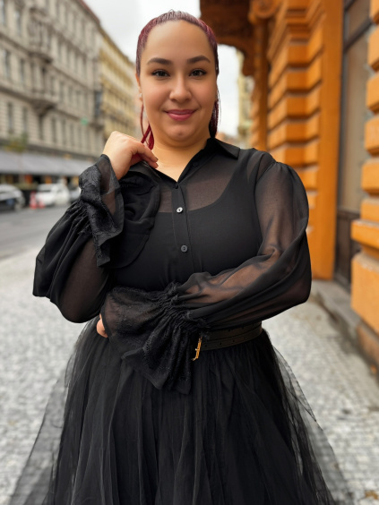 Facetune 12 11 2025 21 45 37