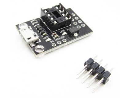 Programátor pro ATtiny13A/25/45/85 čipy