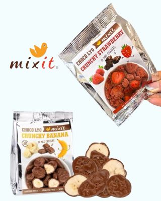 Co si vyberete vy? 🍌🍫 nebo 🍓🍫 Křupavé banánky v mléčné čokoládě od Mixit – sladká, jemná klasika, co se rozplývá na jazyku...