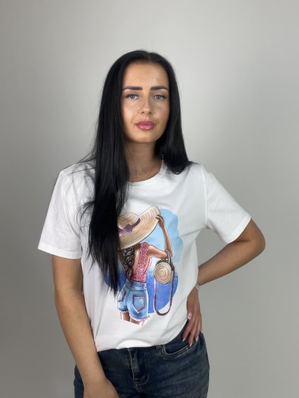 Biele tričko s dámou