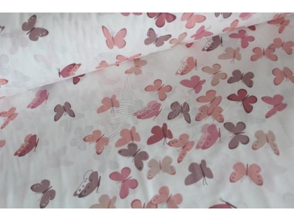 14283 1 ruzovi motylci na bile bavlnene platno de luxe sire 240cm
