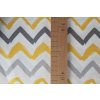 14508 4 chevron zluto sedy na bile bavlnene platno de luxe sire 240cm