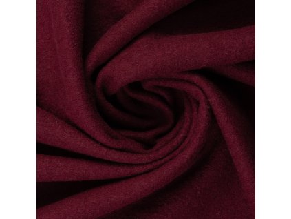 080799 000937 naomi wolle drapiert