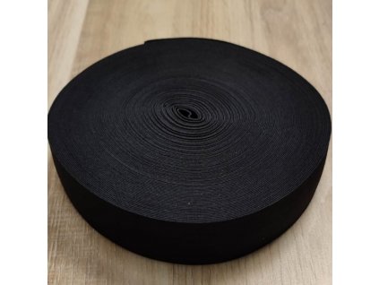 Guma 2cm čierna balenie 25m
