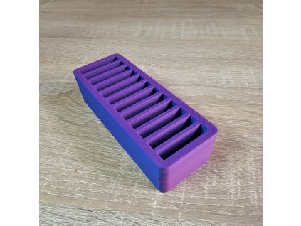 Stojánek-organizér na jehly