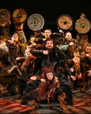 Vik!ng - další krásný muzikál, kde jsme mohli být malou součástí. Děkujeme 🥰 #latkyjekyllandhyde #mdb #romansolc