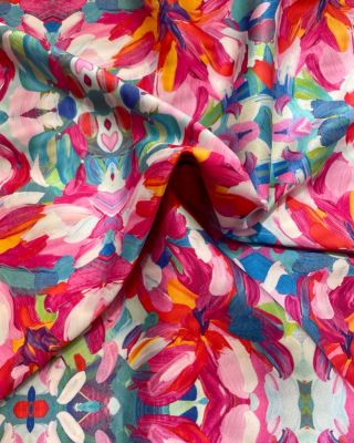 Léto bude opět barevné. Nové printy na eshopu a další na cestě 🛩️♥️ #latkyjekyllandhyde #latky #fabrics #summer