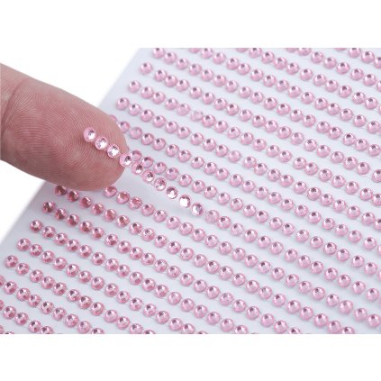 Samolepicí kamínky na lepicím proužku Ø3 mm (Varianta 1 crystal, Balení 1 karta)