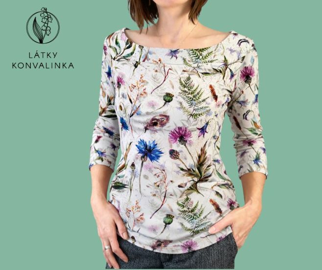 💙 Chrpy na letní louce 💙 Látka, která vypadá krásně na stole… ještě krásněji při šití… a úplně nejkrásnější je, když ji...