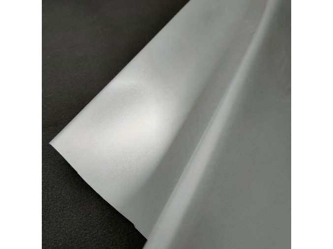 Reflexní softshell stříbrný II. jakost (0,4 m)