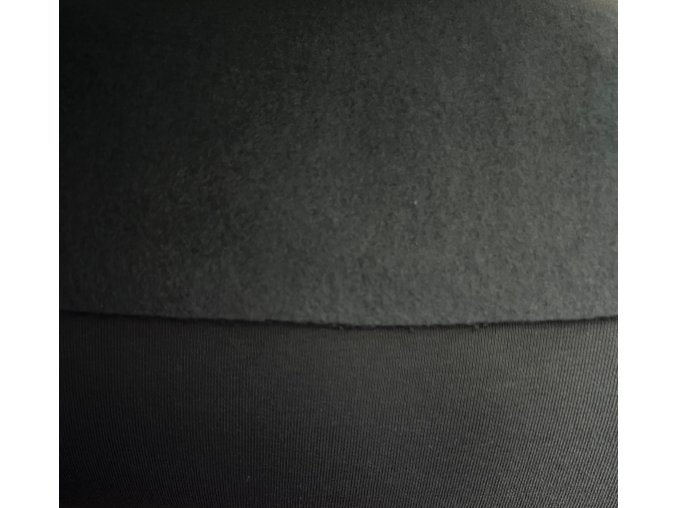 P 140 ČERNÁ počesaná teplákovina