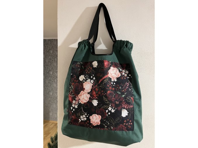 44. Barevné květy tmavě zelená