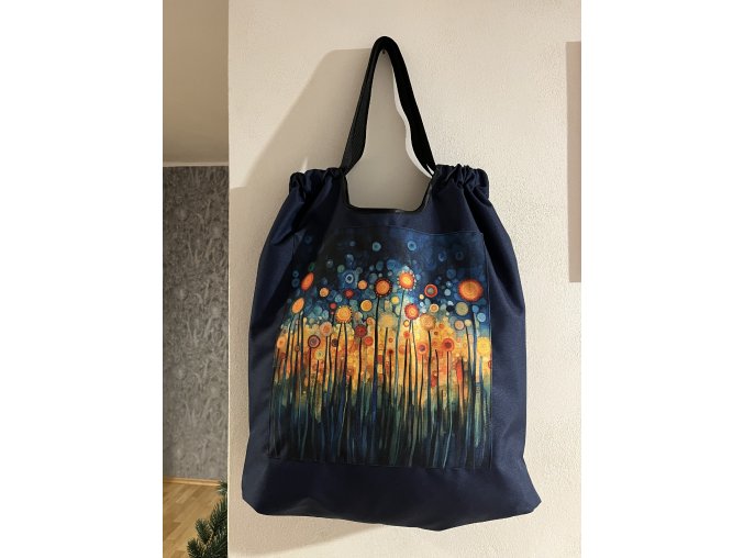 45. Akvarelové kytky tmavě modrá