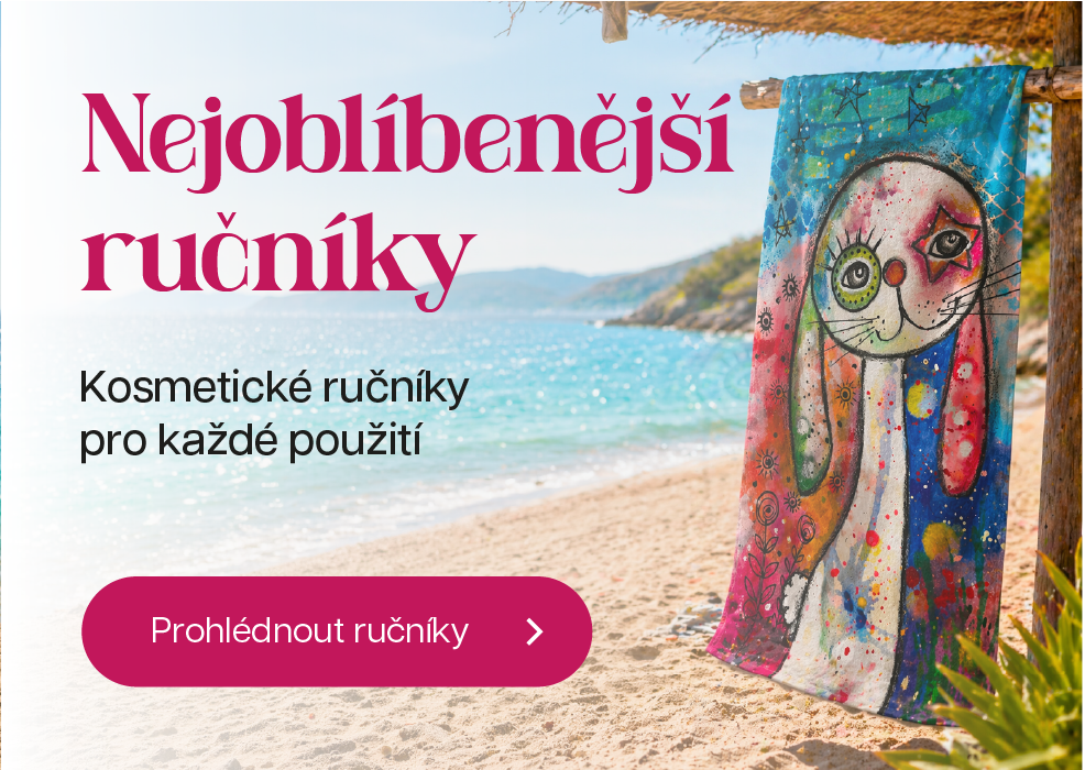 Barevné kosmetické ručníky Laufernice 30 × 50 cm s originálními uměleckými motivy zavěšené na šňůře v exteriéru.