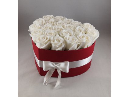 Mýdlové růže bílé v srdíčku