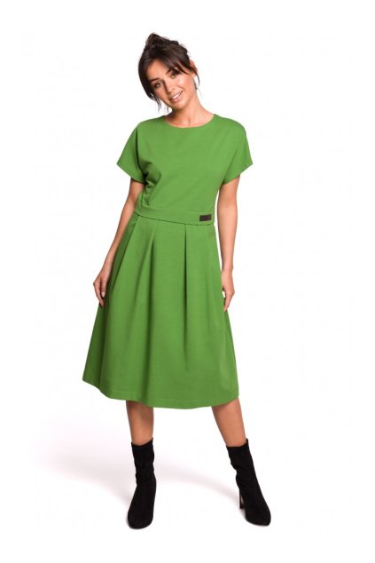 Šaty so širokou a dlhou sukňou