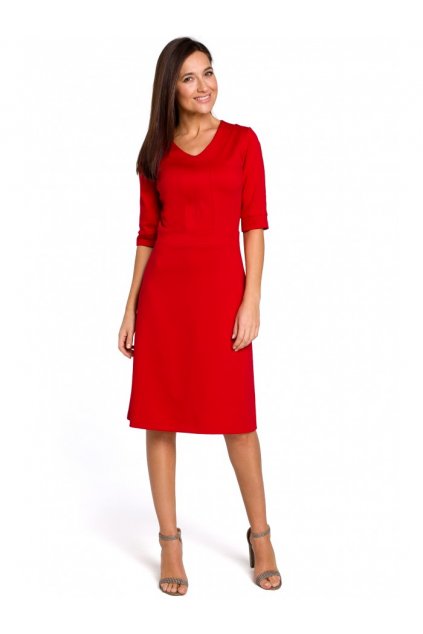 Jednoduché šaty s krátkym rukávom