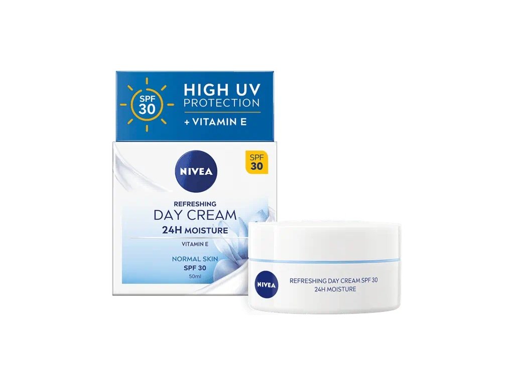 Nivea Creme ESSENTIALS 50ml Feuchtigkeitsspendende Tagescreme LSF 30