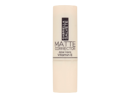 Gabriela Salvete concealer 03