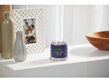 YANKEE CANDLE LAKEFRONT LODGE SIGNATURE STŘEDNÍ