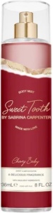 SABRINA CARPENTER TĚLOVÝ SPREJ CHERRY BABY 236 ML