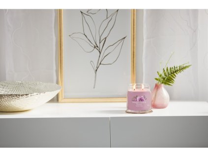 Świeca YANKEE CANDLE WILD ORCHID SIGNATURE MEDIUM