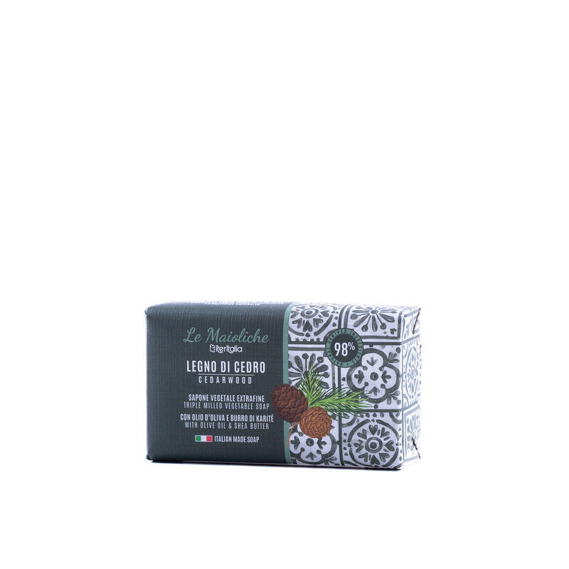 Săpun vegetal ITERITALIA cu ulei de măsline și unt de shea - cedru, 175 g