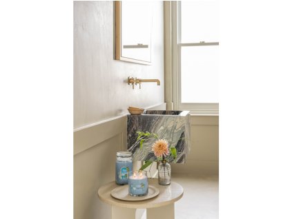 YANKEE CANDLE AZURE SKY SIGNATURE SREDNJA