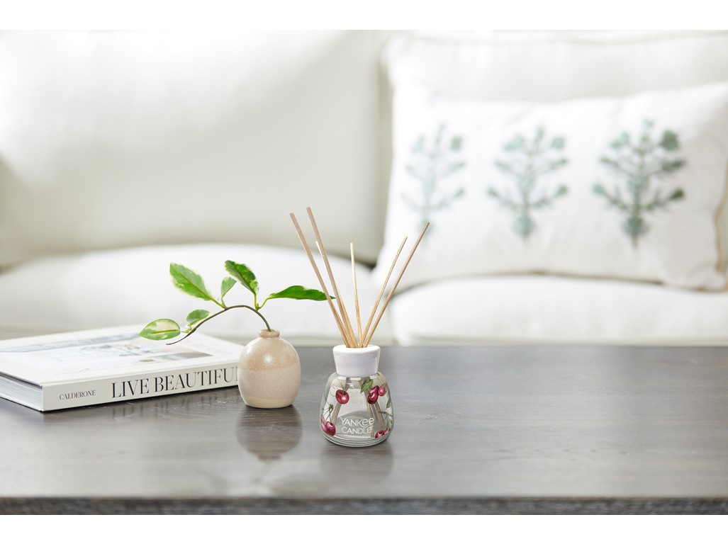 YANKEE CANDLE SIGNATURE BLACK CHERRY REED NÁPLŇ