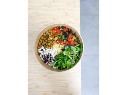 Kuskus bowl s grilovanou zeleninou a feta sýrem