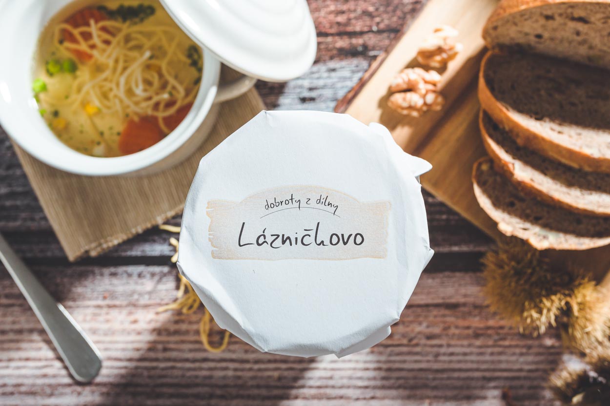 Petrželový libečkový a pažitkový dresink