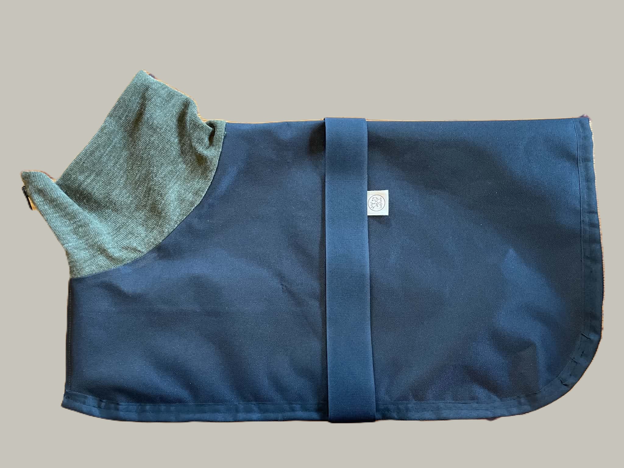 deka pro kozu/kůzlata s nákrčníkem Barva: černá, Velikost: S