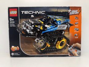 LEGO 42095 Technic - Kaskadérské závodní auto
