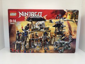 LEGO 70655 NINJAGO - Dragon Pit
